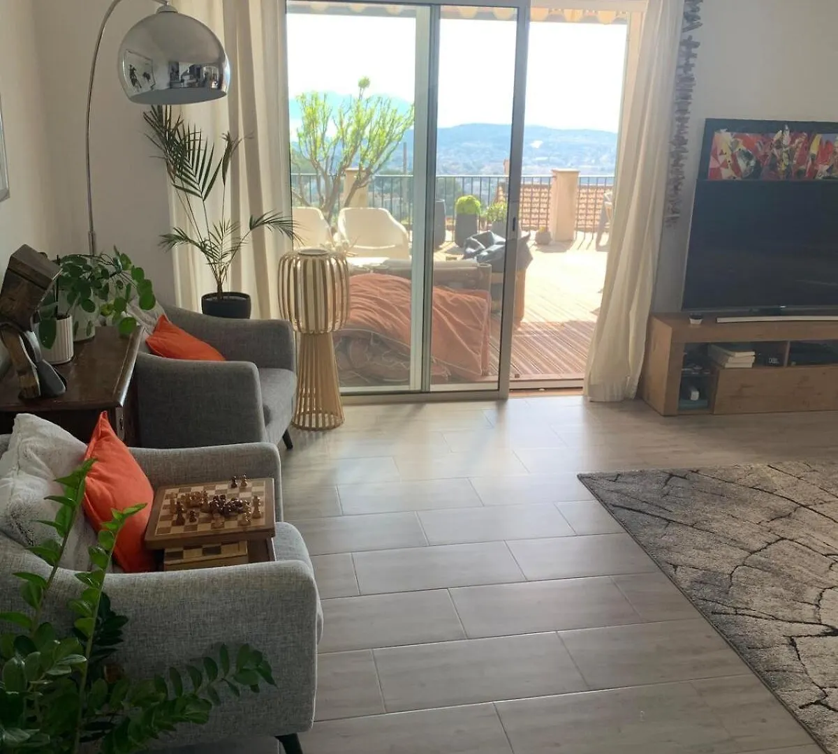 Apartament Vue Mer Appartement Duplex En Bas De Maison Mougins